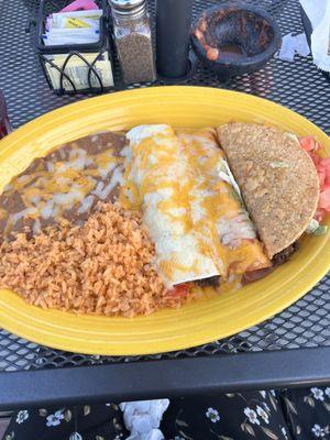 Armadillo plate: hard taco, chicken enchilada, beef burrito. All excellent!