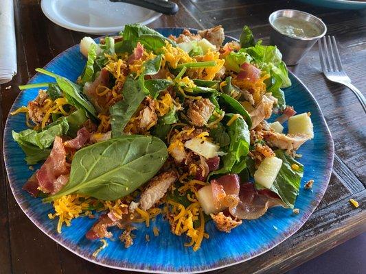 Salad with fried chicken