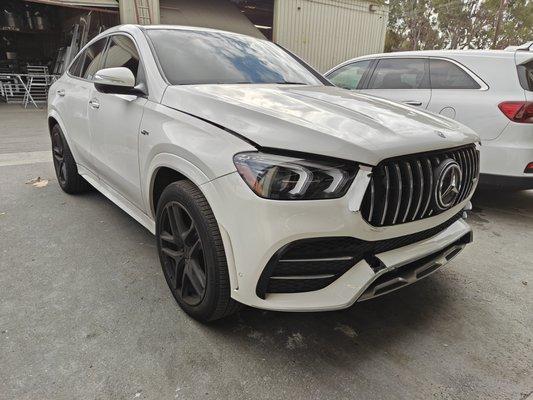 2023 Mercedes-Benz GLE 53 Front Bumper Replacement (Before)