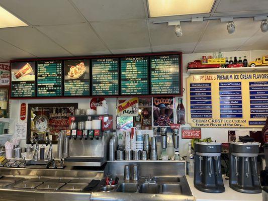 Shakes, sundaes and assorted sodas...plenty of options.  Clean and organized!