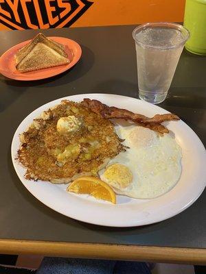 Beacon Breakfast w/pineapple upside pancake! Delicious