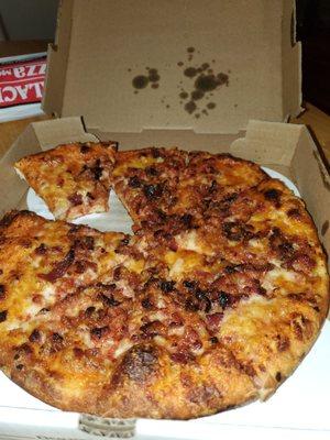 Linguica and bacon sm. Pizza