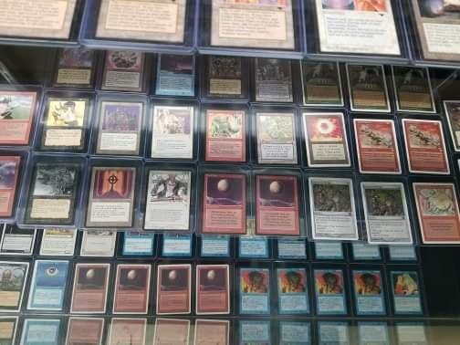 New Magic singles display cases!