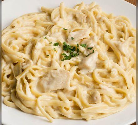 Fettuccine Alfredo with chicken