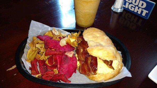 Pimento cheese with bacon.. veggie chips and peach smoothie .. delicious