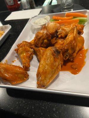 Hot buffalo wings