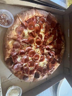 Pepperoni PIZZA MY FAVE!