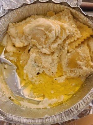 The ravioli alfredo was literally just reheated. The dairy and oils separate from the Alfredo, Leaving it with this gooey oily substance.