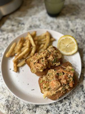 Cajun Lobster and Crabmeat Roll