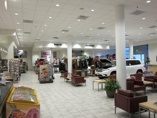 Toyota Carlsbad Service Lounge