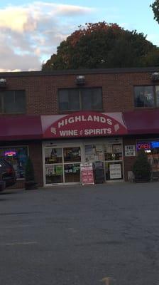 Highland Wine & Spirits of Newton -- 1194 Walnut Street, Newton              Storefront