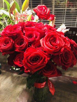 4Dozen roses