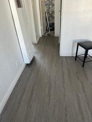 Star Remodeling & Construction - Vinyl flooring installation