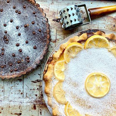 Students' pies from a recent pie-baking class! Contact us for cake- and pie-baking classes!