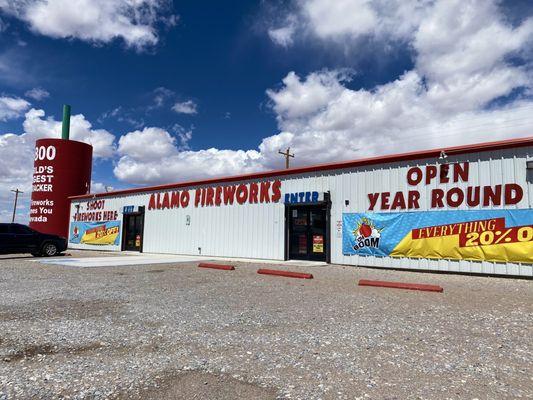 Alamo Fireworks Megastore