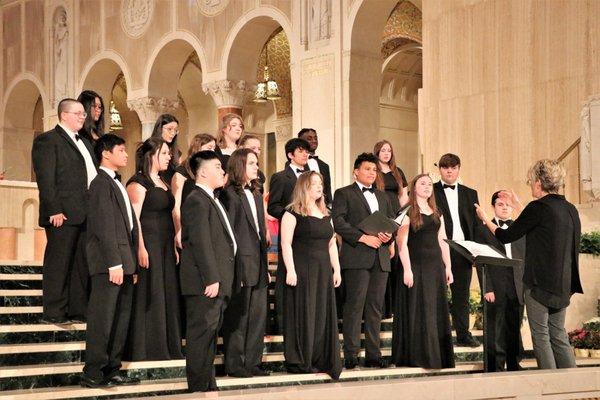 Mt. Pleasant High School Chamber Choir from Iowa