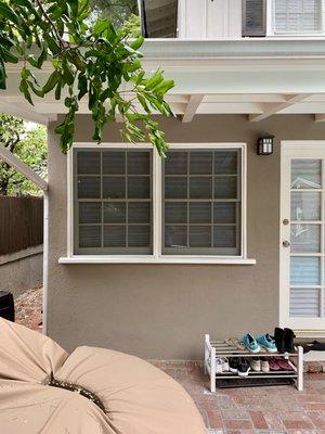 Custom Screen White Frame Charcoal Fiber | La Canada, CA | March 2019