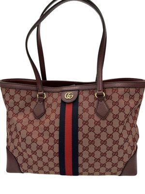 Gucci Tote
Guaranteed Authentic 
My Sisters Closet is a secondhand retail store not affiliated with any specific retail brand