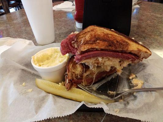 Best Reuben in town