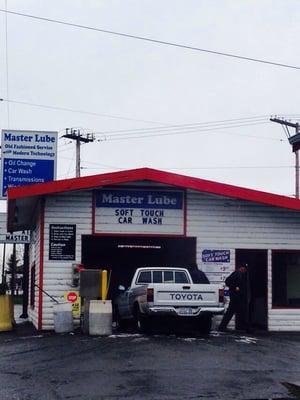 A car wash to boot for our little car !!!