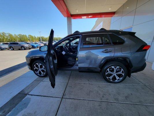 Driving off the lot in my beautiful brand new 2021 Rav4 Prime XSE Premium Package