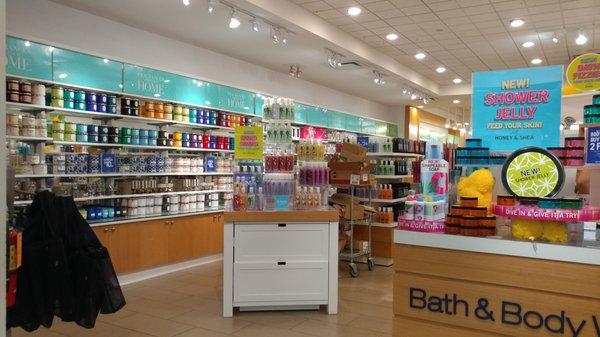 Bath & Body Works in Apple Blossom Mall, WInchester VA