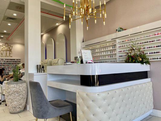 VIP Nails & Spa