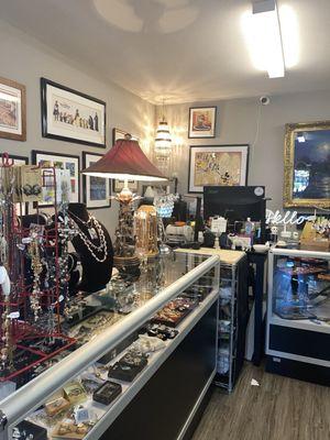 Interior - jewelry etc