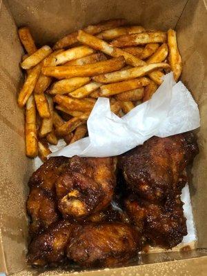 6pc Wings w/ Fries