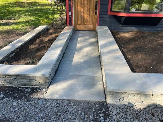 Bluestone planter bed