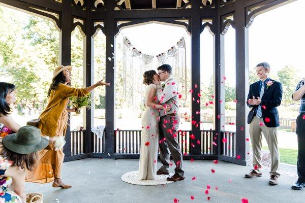 Wedding at Peninsula Park Rode Garden in Portland