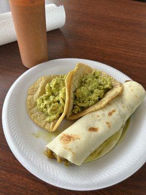 Scrambled eggs In green sauce!