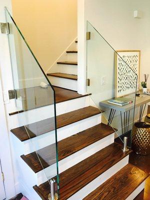 Glass stair rails. Price start from 40$ sqft. Call us (347)372-86-35