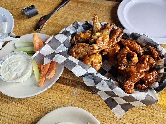 Hot Cajun Ranch &  Honeygarlic wings with housemade Ranch