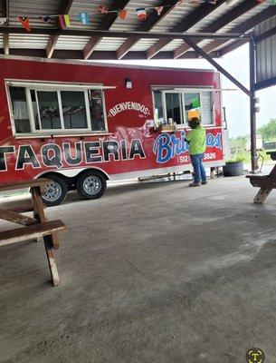 Front of taco truck