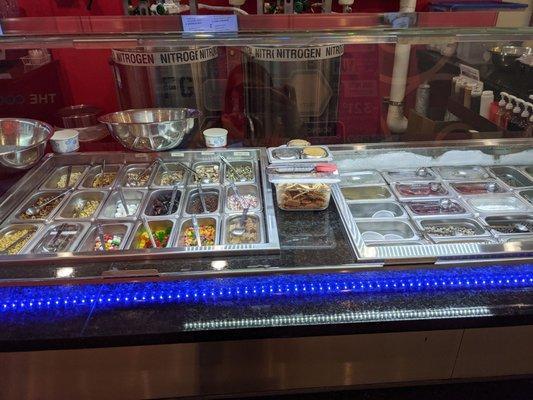 There are an amazing selection of toppings