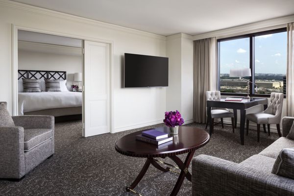 Spacious suites at The Ritz-Carlton, Pentagon City