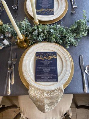 The perfect place setting for a Coeur d'Alene Cruise Boat Wedding