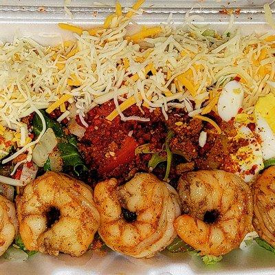 Spicy Shrimp Chef Salad!
We offer vegan dressings!