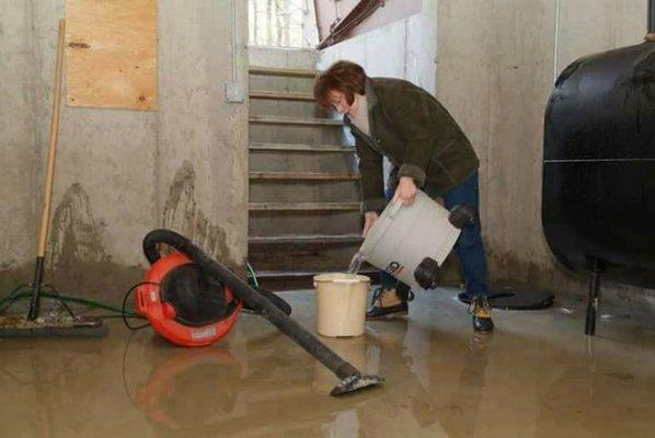 Nate The Snake Drain Cleaning sewer clean up call 203-654-5187