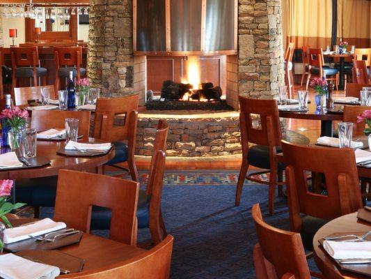 Waterfall Grille at Cateechee Dining Room