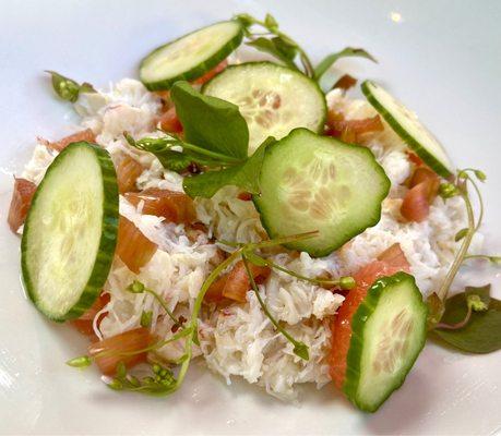 Dungeness crab with pickled rhubarb, cucumbers, and grapefruit