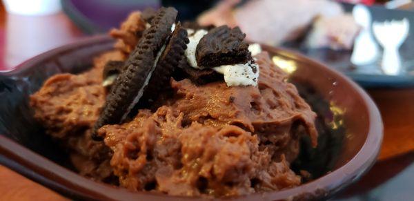 The delicious oreo pudding mousse. Flavor town and extraordinary.