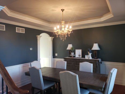 Painted dining room ceiling and walls