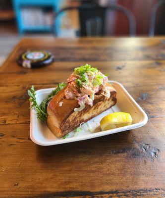 Maine Lobster Roll