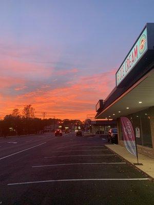 Sunset at Sundae Fundae Ice Cream