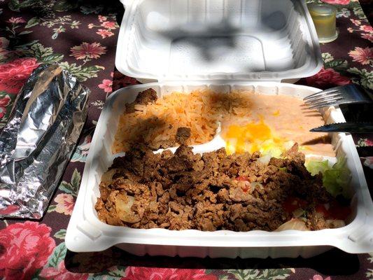 Asada plate with tortillas