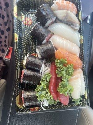 This is how the sushi sashimi lunch looks nowadays...some slid but different from before.