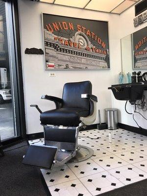 World Class Men's Cuts , professional prompt world Class service awaits you