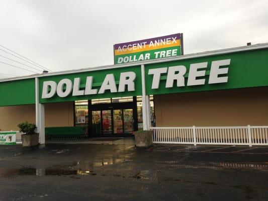 Dollar Tree store on corner of Airline Hwy & Labarre Rd (right off of Causeway Blvd).